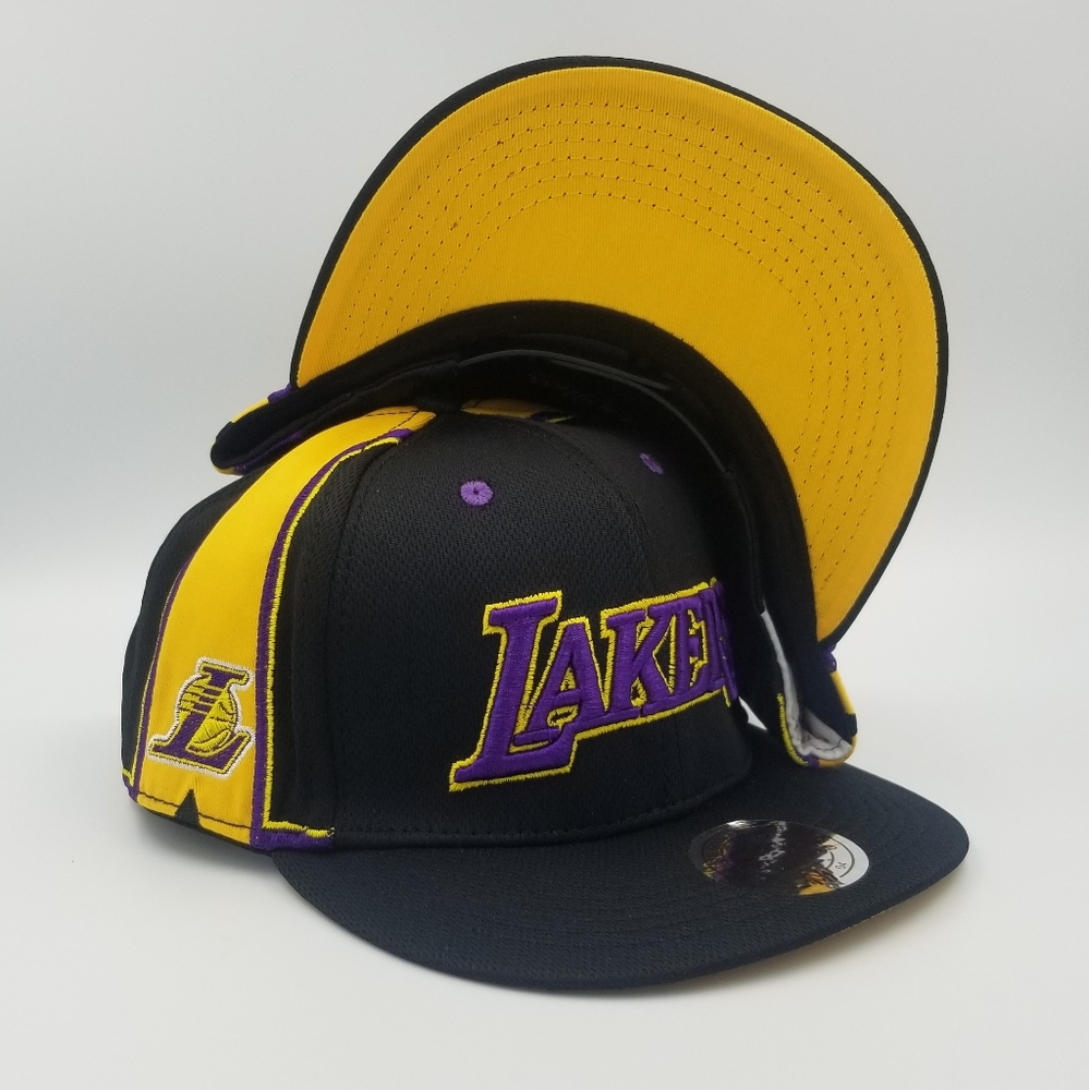 Los Angeles Lakers Snapback Mitchell and Ness